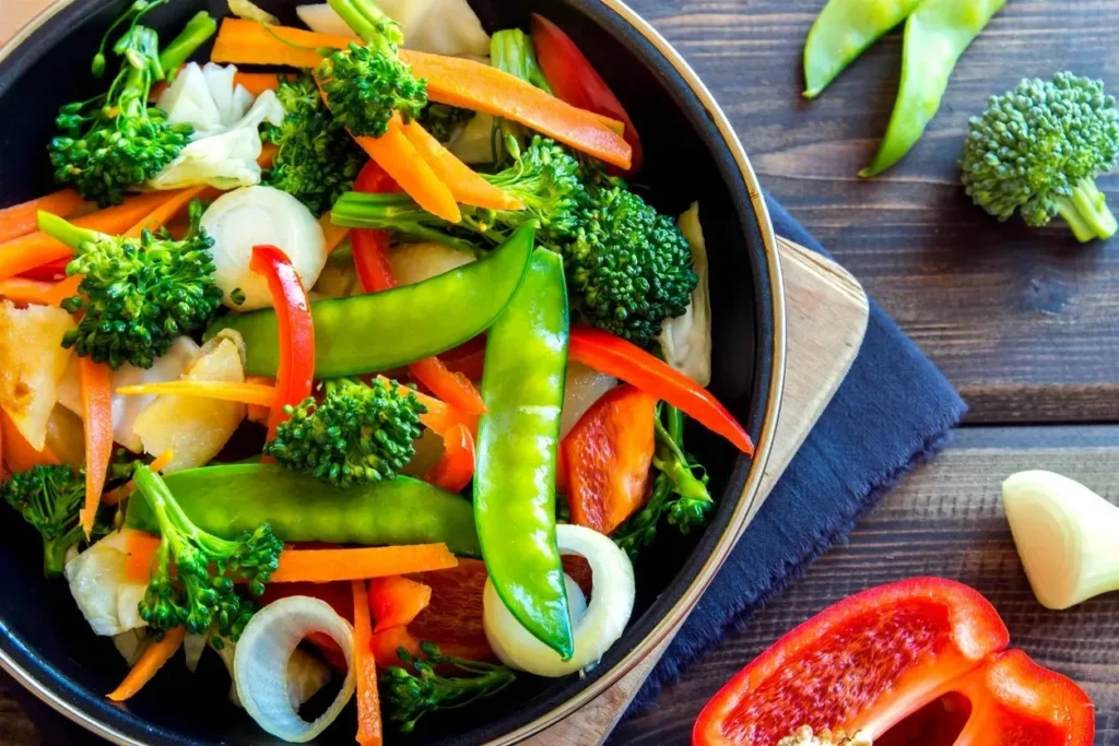 Vibrant bowl of mixed fresh vegetables.
